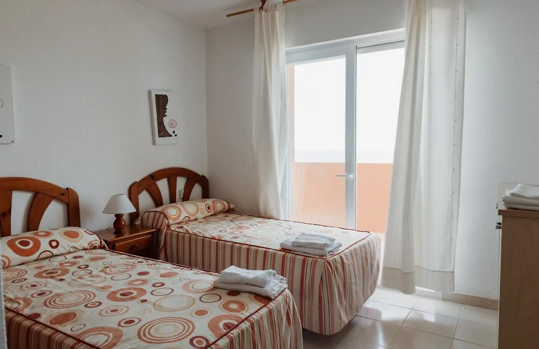 Apartamentos Turísticos Hawaii 4-5-1