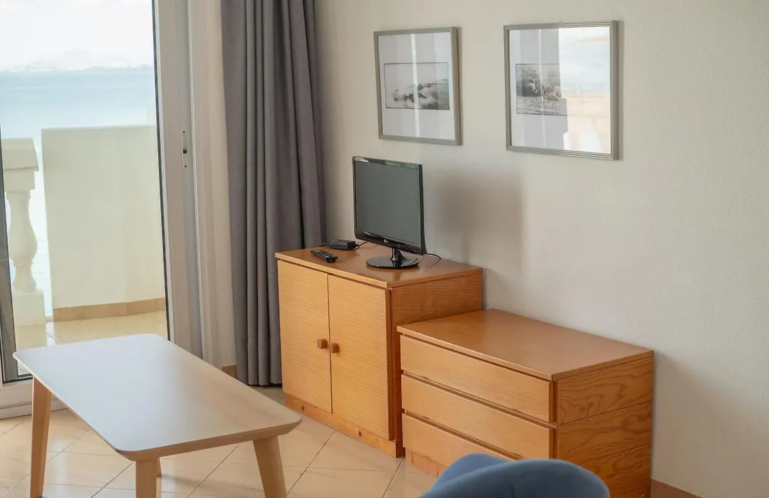 Apartamentos Dominique-1